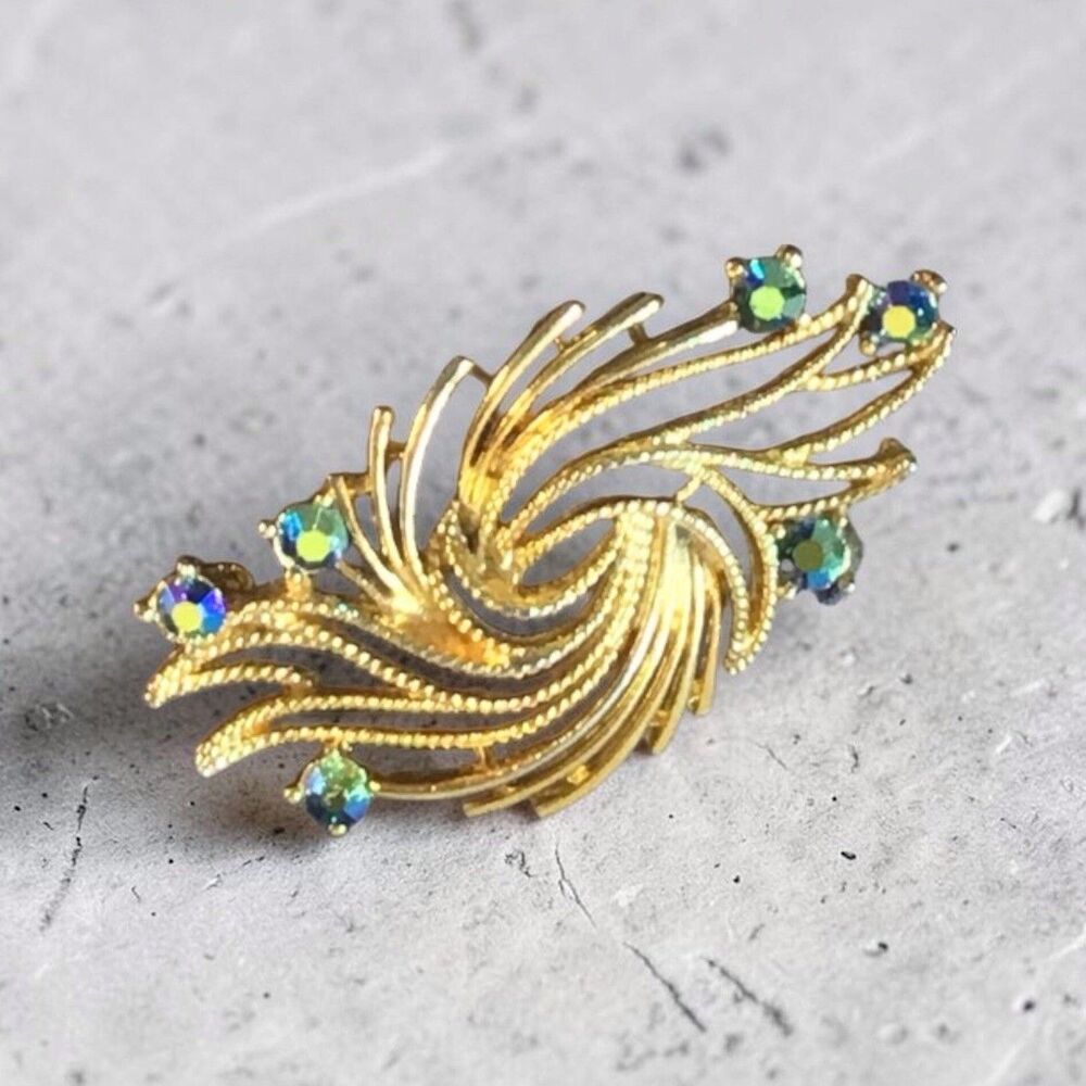 Vtg Lisner Gold Tone Swirl Pin Featuring Blue Green Aurora Borealis Rhinestone